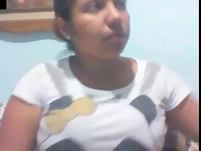 Slender Angelica和Cindy是相互製作的。優雅的寵兒在芭蕾舞中相遇,但他們的女同性戀關係繼續在芭蕾舞學校之外發展。苛刻的導師警告未來的人才與男人的關係,人才的流失比跳過鍛煉更快。女同性戀愛,就像性一樣,不能破壞懷孕的形狀,從飲食中排除精子對消化胃有積極作用。舔陰,親吻嘴唇,手淫 - 這對於在舞台上首次亮相之前需要道德安慰的運動女孩來說是一個很好的放電。女同性戀者了解這種關係的好處,所以不要尋求新的一面。