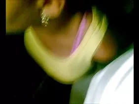 這傢伙帶回家一個漂亮的女孩扎著辮子,但他的房子仍在裝修。忽視這種情況並不能阻止這對年輕夫婦:他們完全正確地脫掉走廊,開始發生性關係。這傢伙亂搞他的女朋友很長一段時間,最後還是漂亮的臉。
